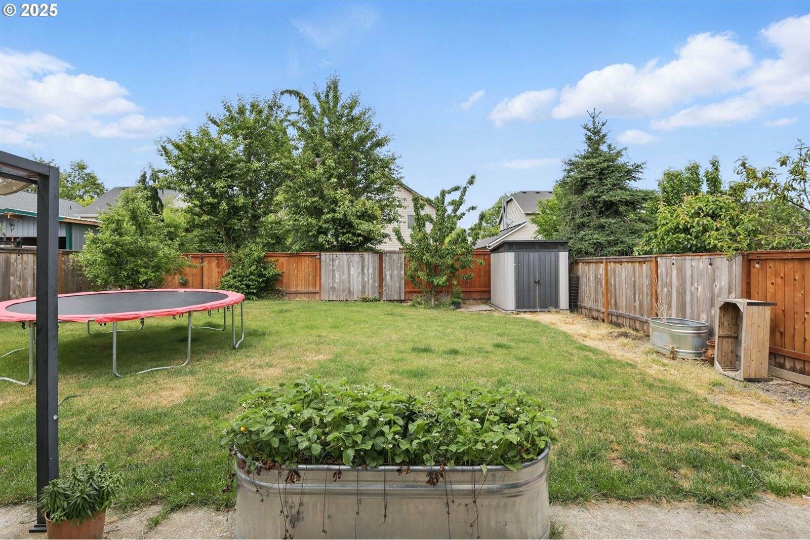 1213 Nichols Ln, ForestGrove, OR 97116