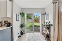 1213 Nichols Ln, ForestGrove, OR 97116