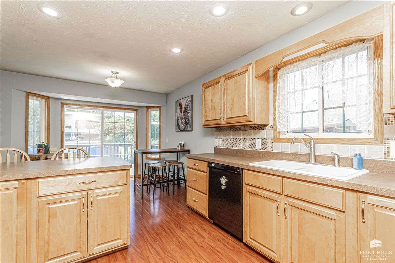 1701 NW 4th Street, Abilene, KS 67410