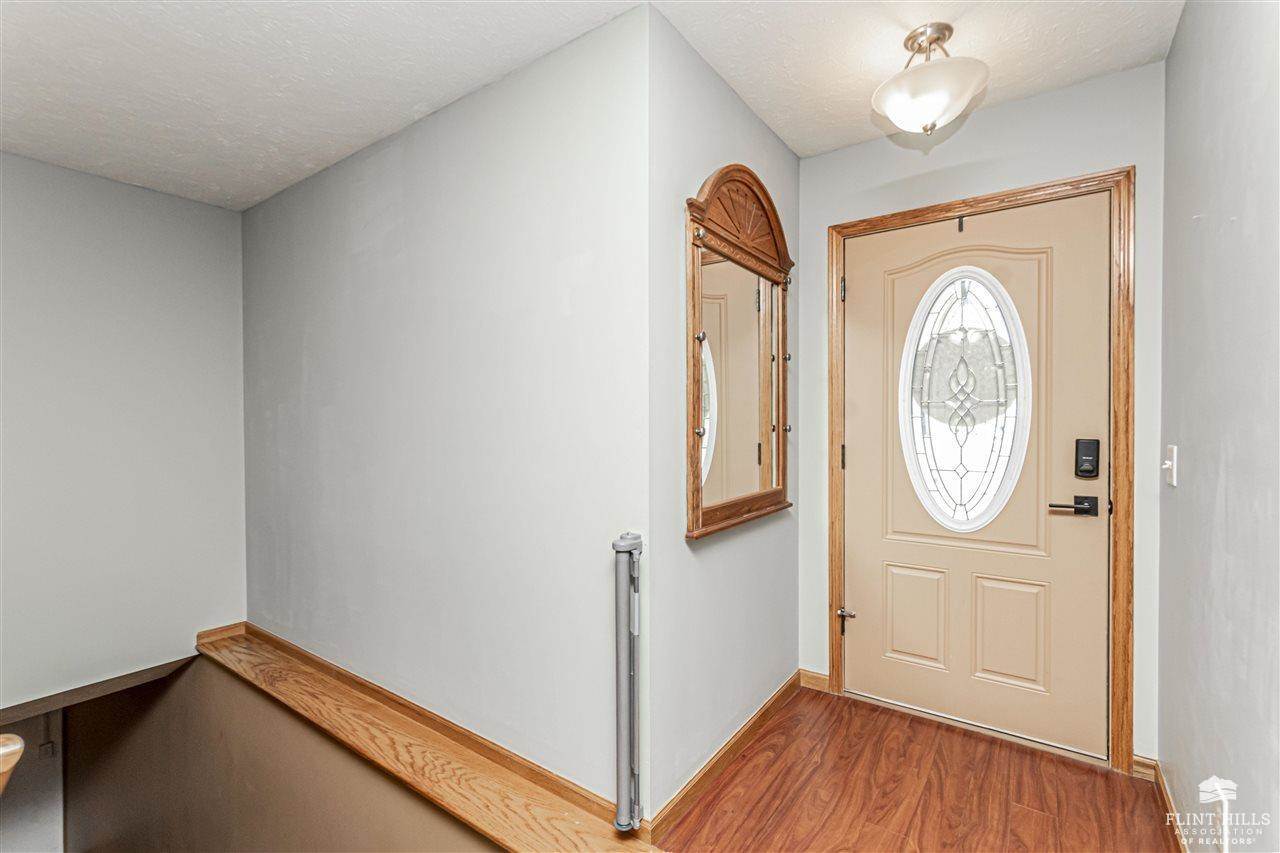 1701 NW 4th Street, Abilene, KS 67410