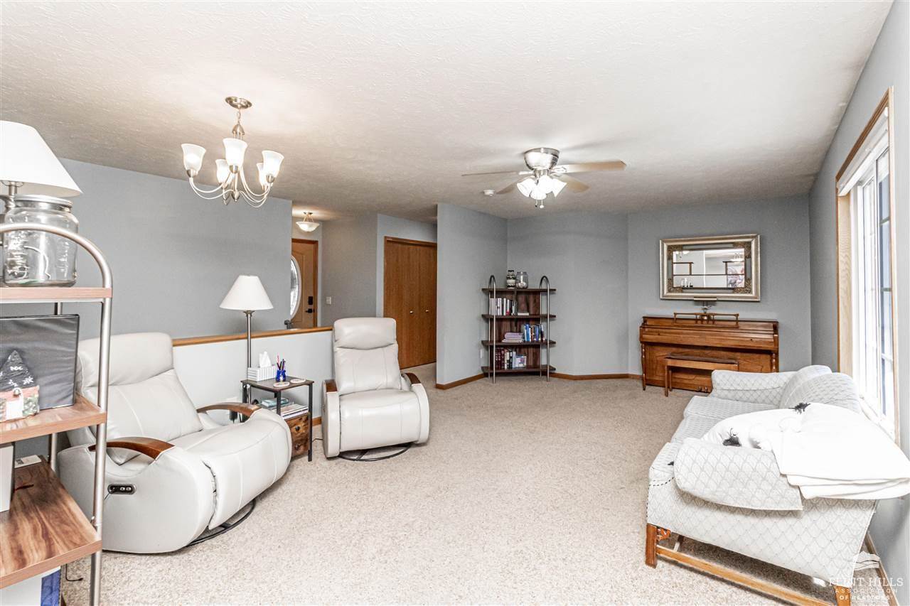 1701 NW 4th Street, Abilene, KS 67410