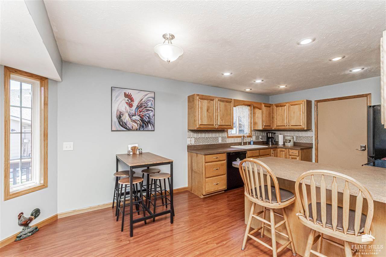 1701 NW 4th Street, Abilene, KS 67410