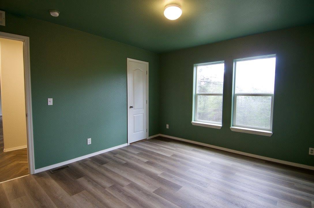 315 Osprey Way, Marion, MT 59925