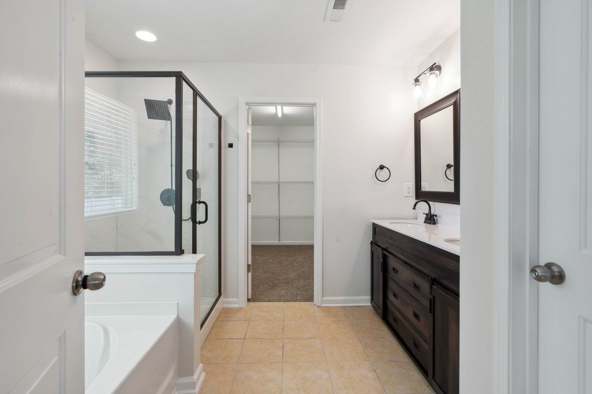 392 Winecoff Woods Drive NW, Concord, NC 28027