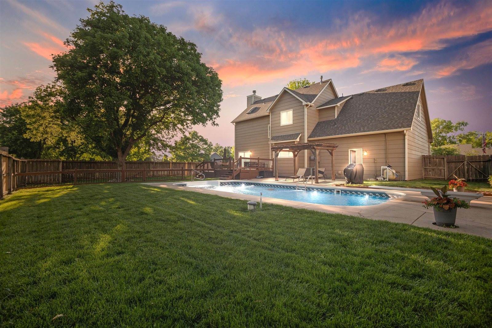 7715 West Barrington St, Wichita, KS 67212