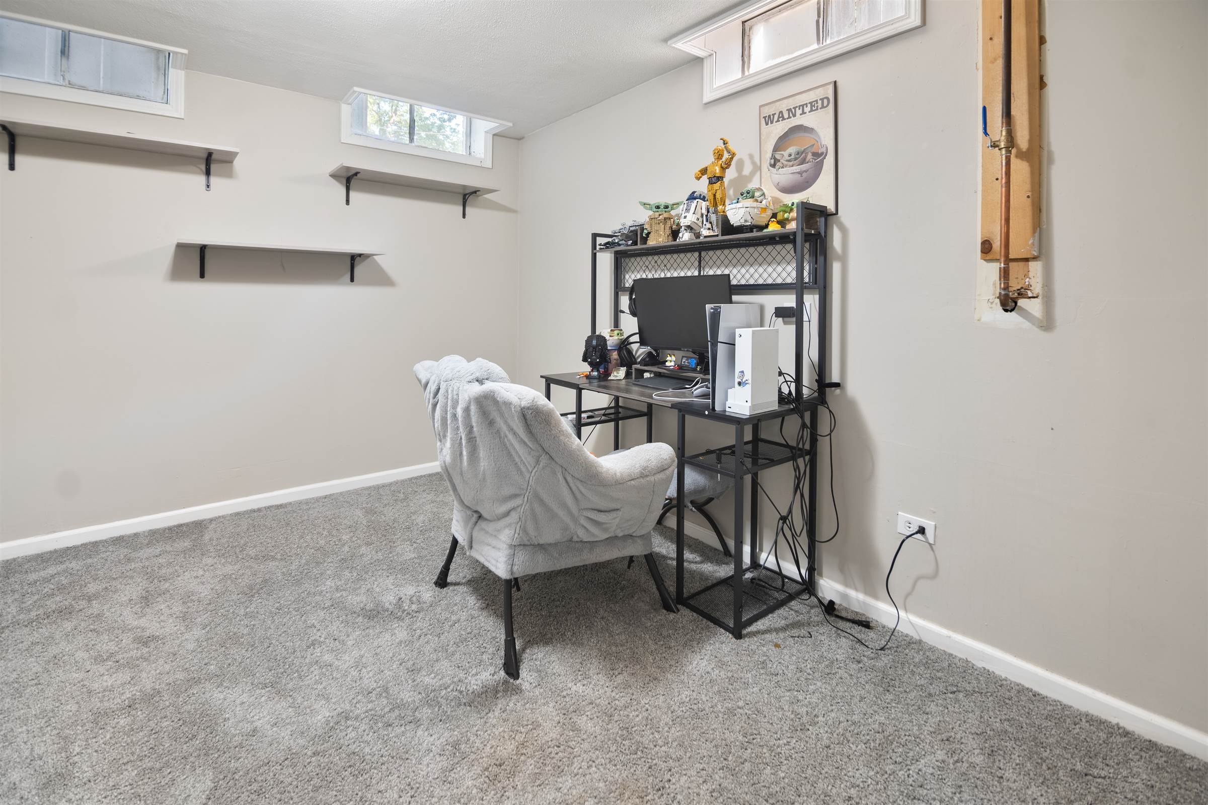 2146 South Old Manor Rd, Wichita, KS 67218