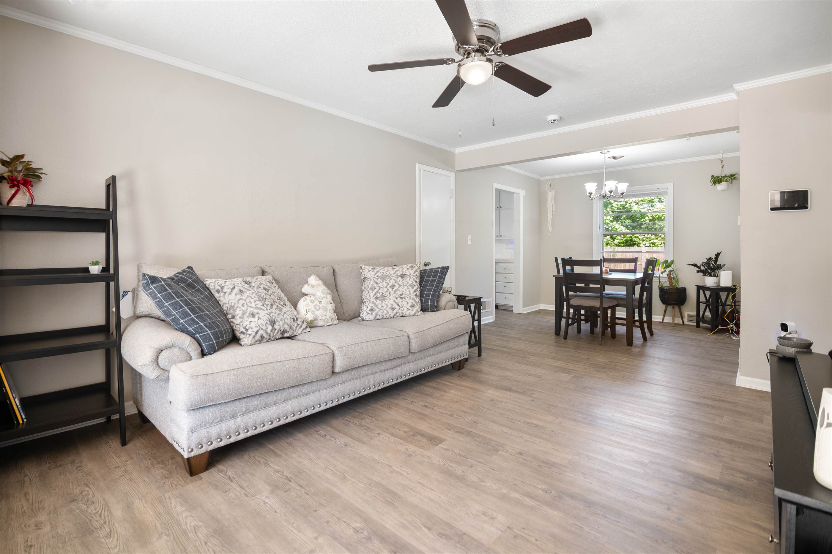 2146 South Old Manor Rd, Wichita, KS 67218