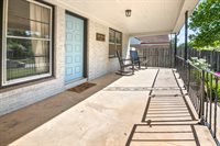 2146 South Old Manor Rd, Wichita, KS 67218