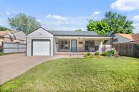 2146 South Old Manor Rd, Wichita, KS 67218