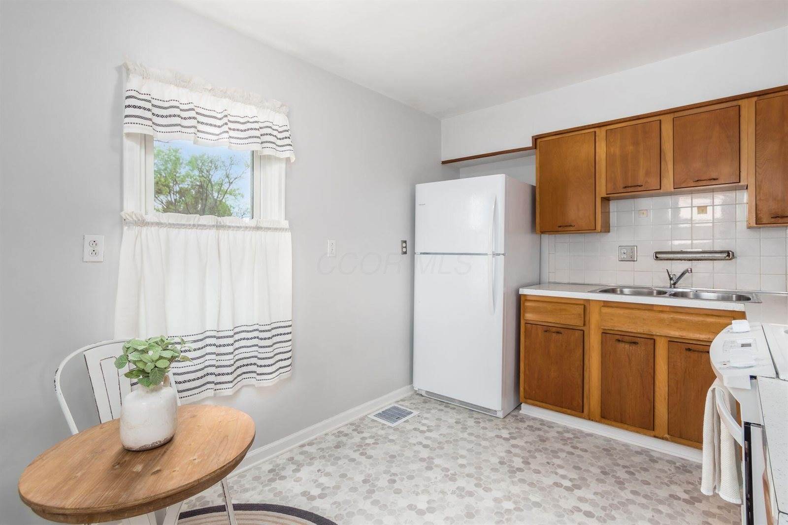 1310 Acton Road, Columbus, OH 43224