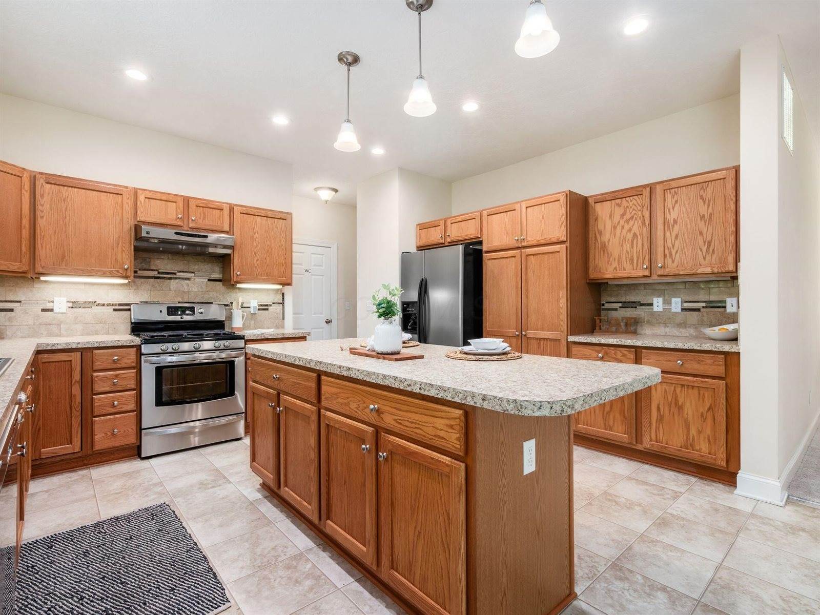 9684 Shawnee Trail, Powell, OH 43065