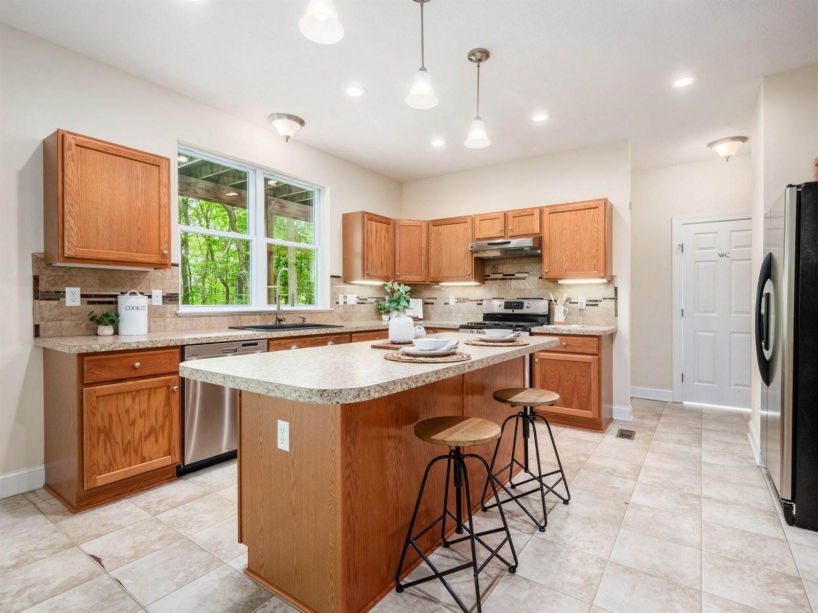 9684 Shawnee Trail, Powell, OH 43065