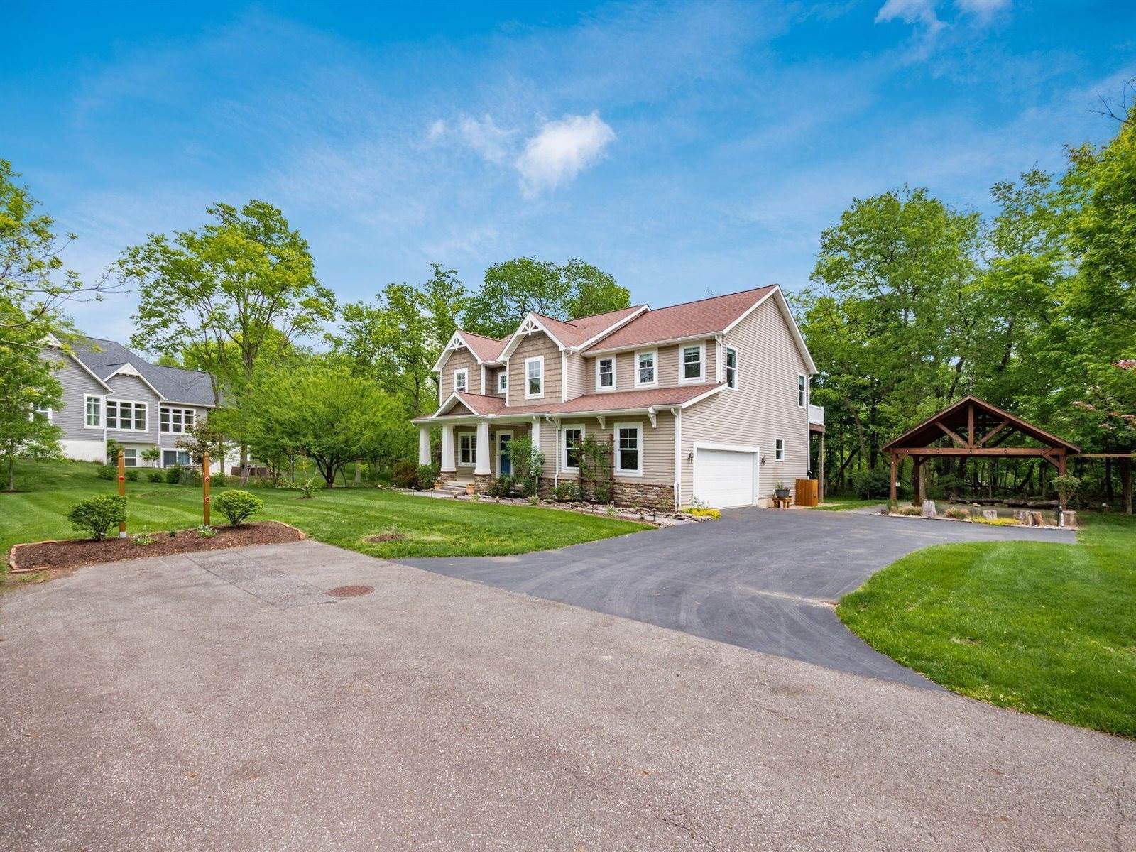 9684 Shawnee Trail, Powell, OH 43065