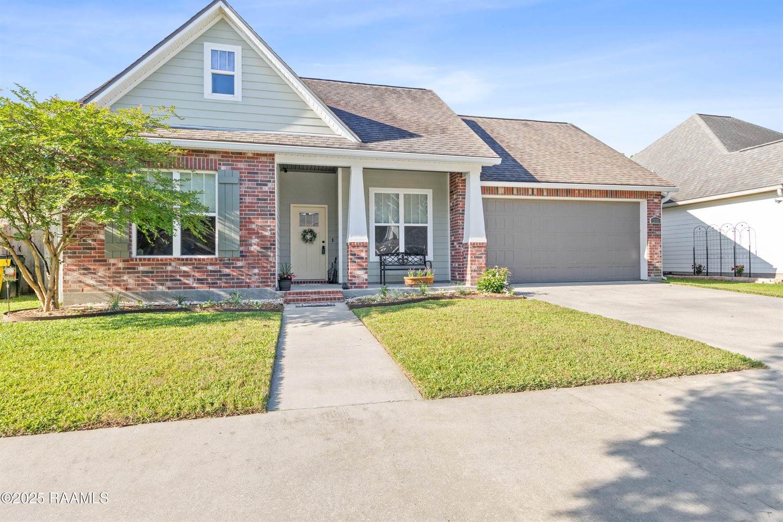 213 Oak Path Drive, Carencro, LA 70520