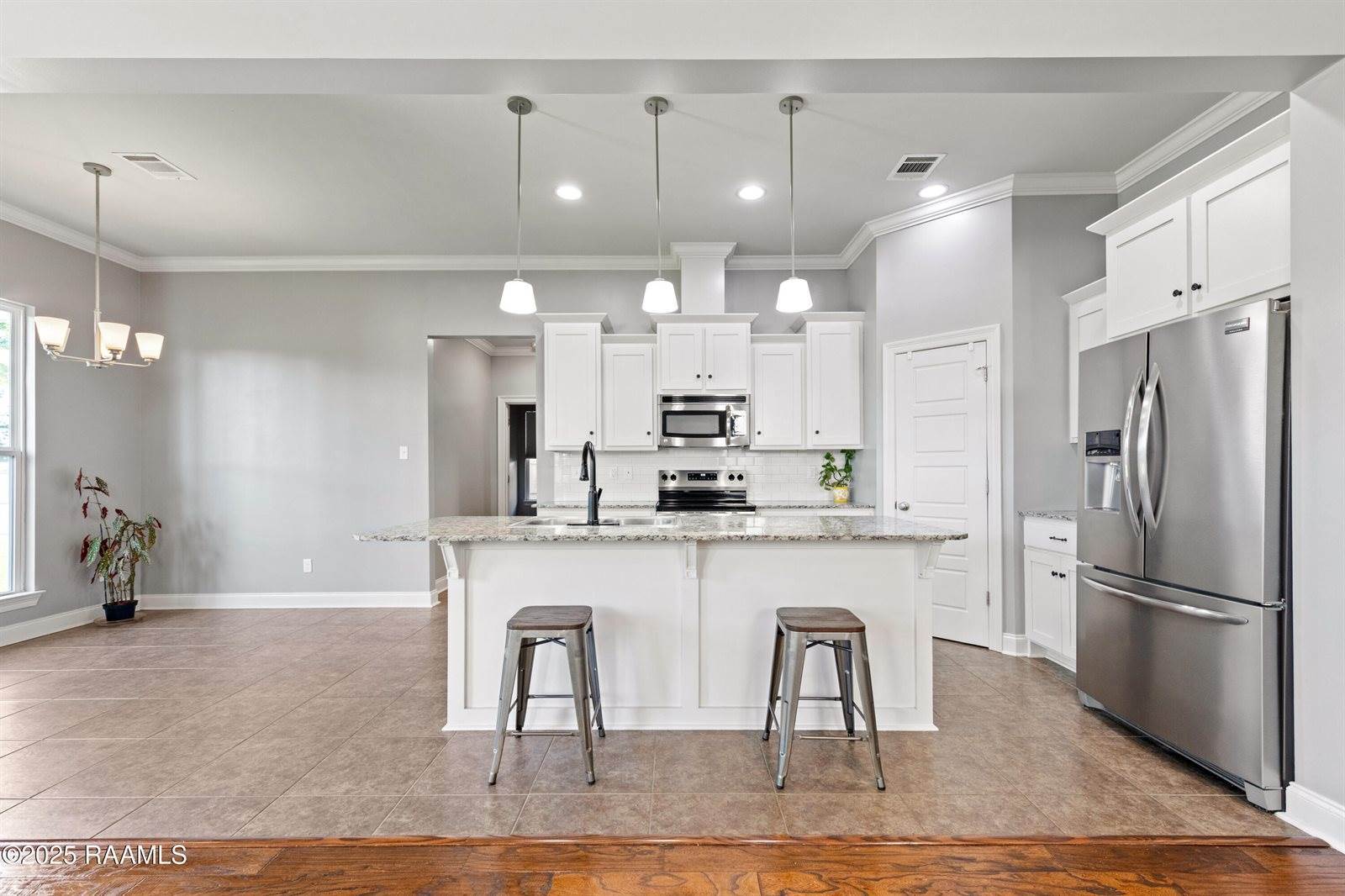 213 Oak Path Drive, Carencro, LA 70520