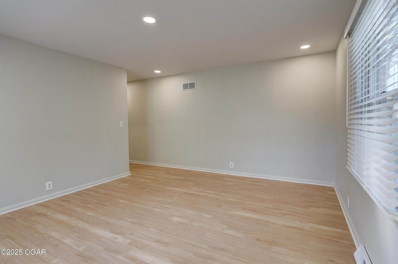 2214 Carolina Avenue, Joplin, MO 64801