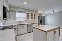 2214 Carolina Avenue, Joplin, MO 64801