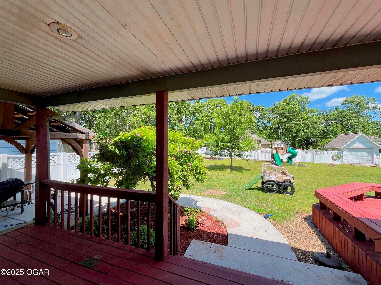 1805 West Dogwood Drive, Joplin, MO 64801