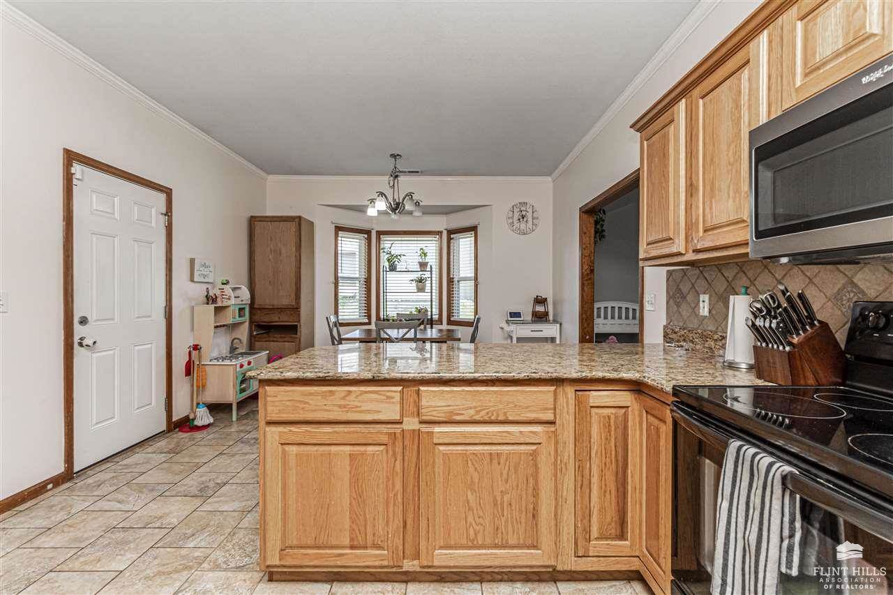 1507 Meadowbrooke Lane, Junction City, KS 66441