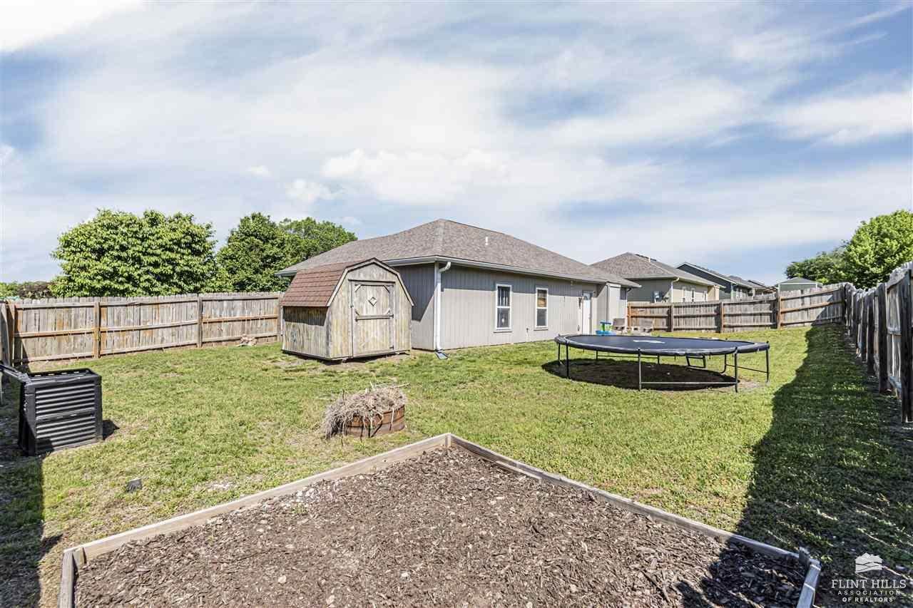 1507 Meadowbrooke Lane, Junction City, KS 66441