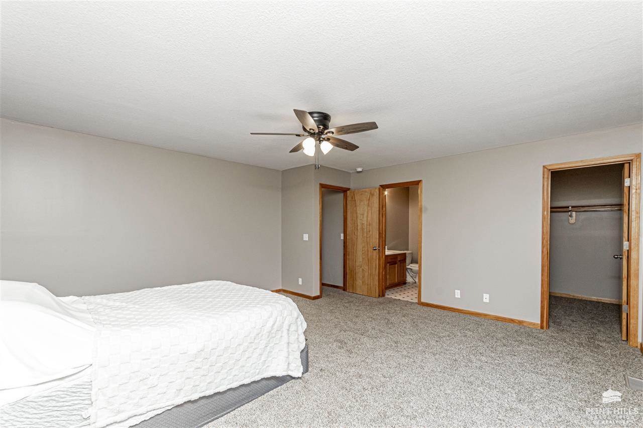 912 Kramer Court, Junction City, KS 66441