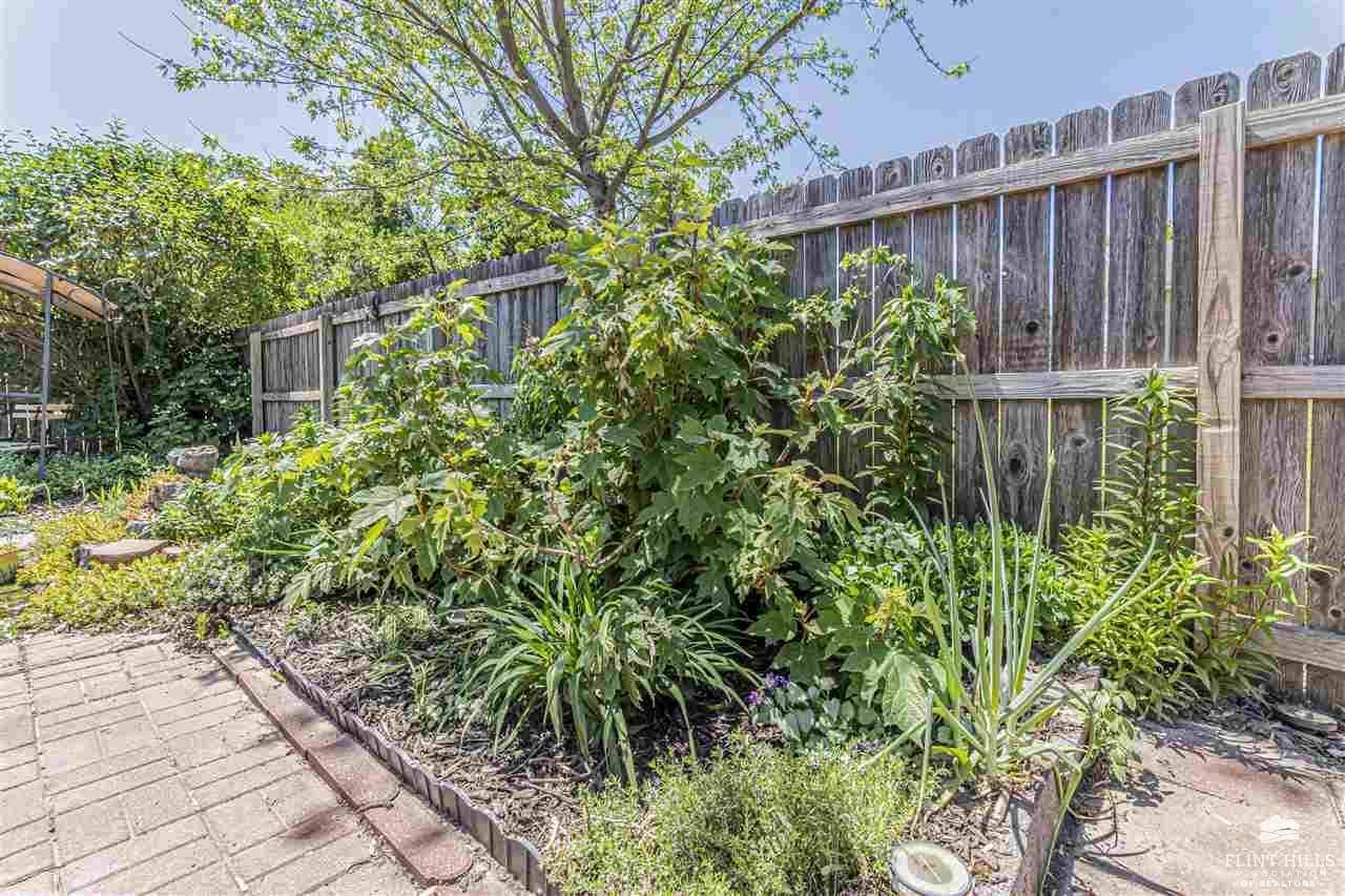 912 Kramer Court, Junction City, KS 66441