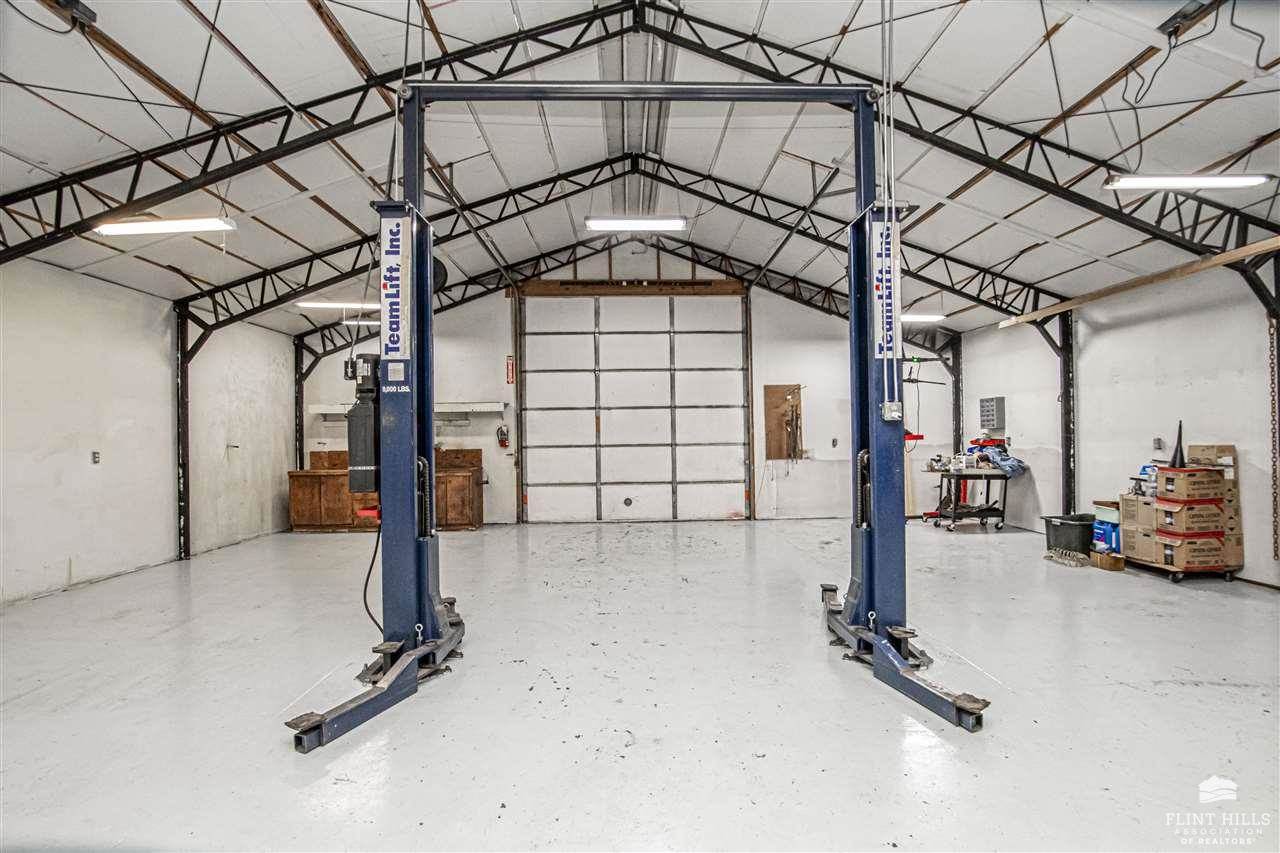 309 East 11th Street, Junction City, KS 66441