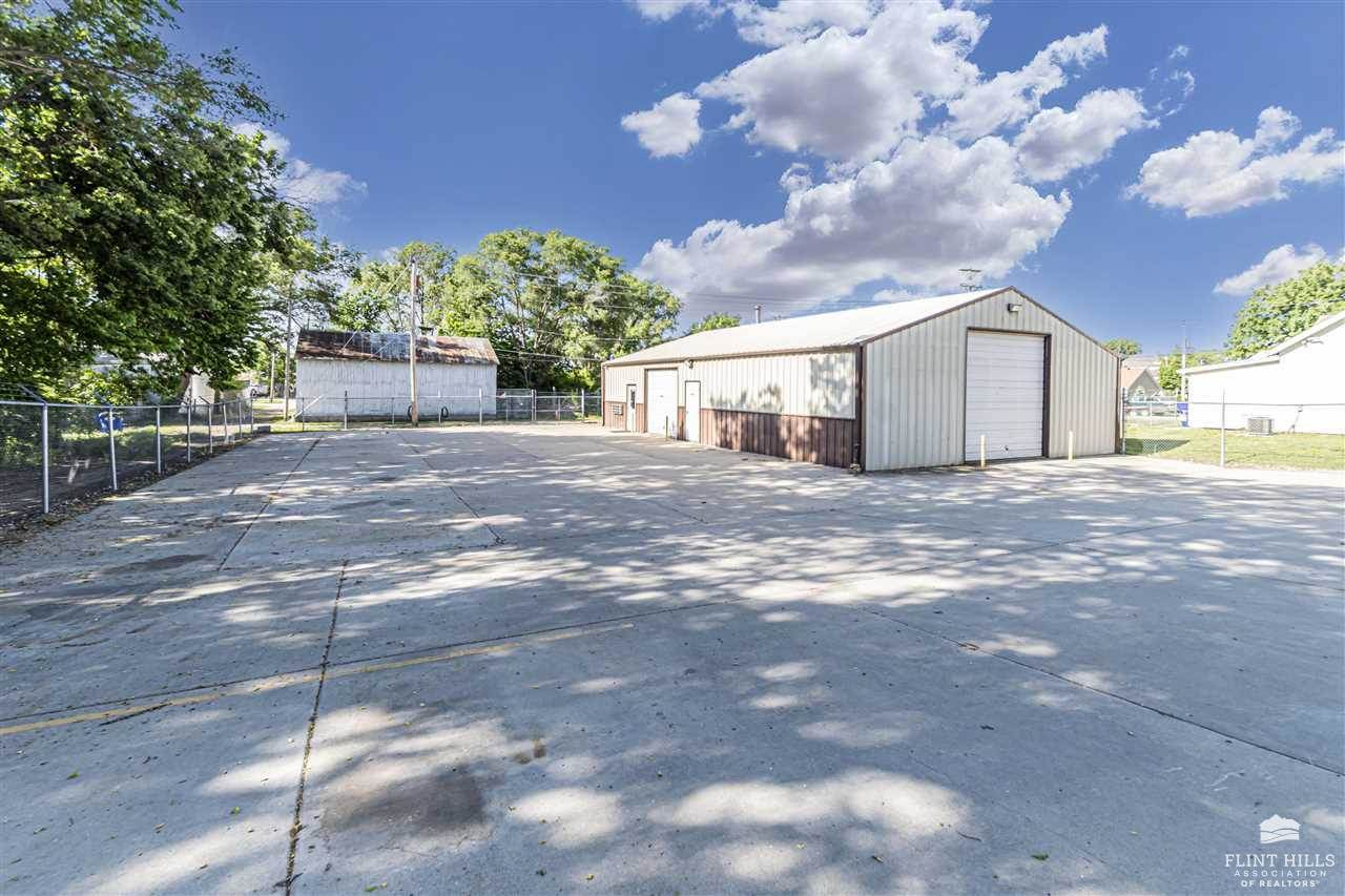 309 East 11th Street, Junction City, KS 66441