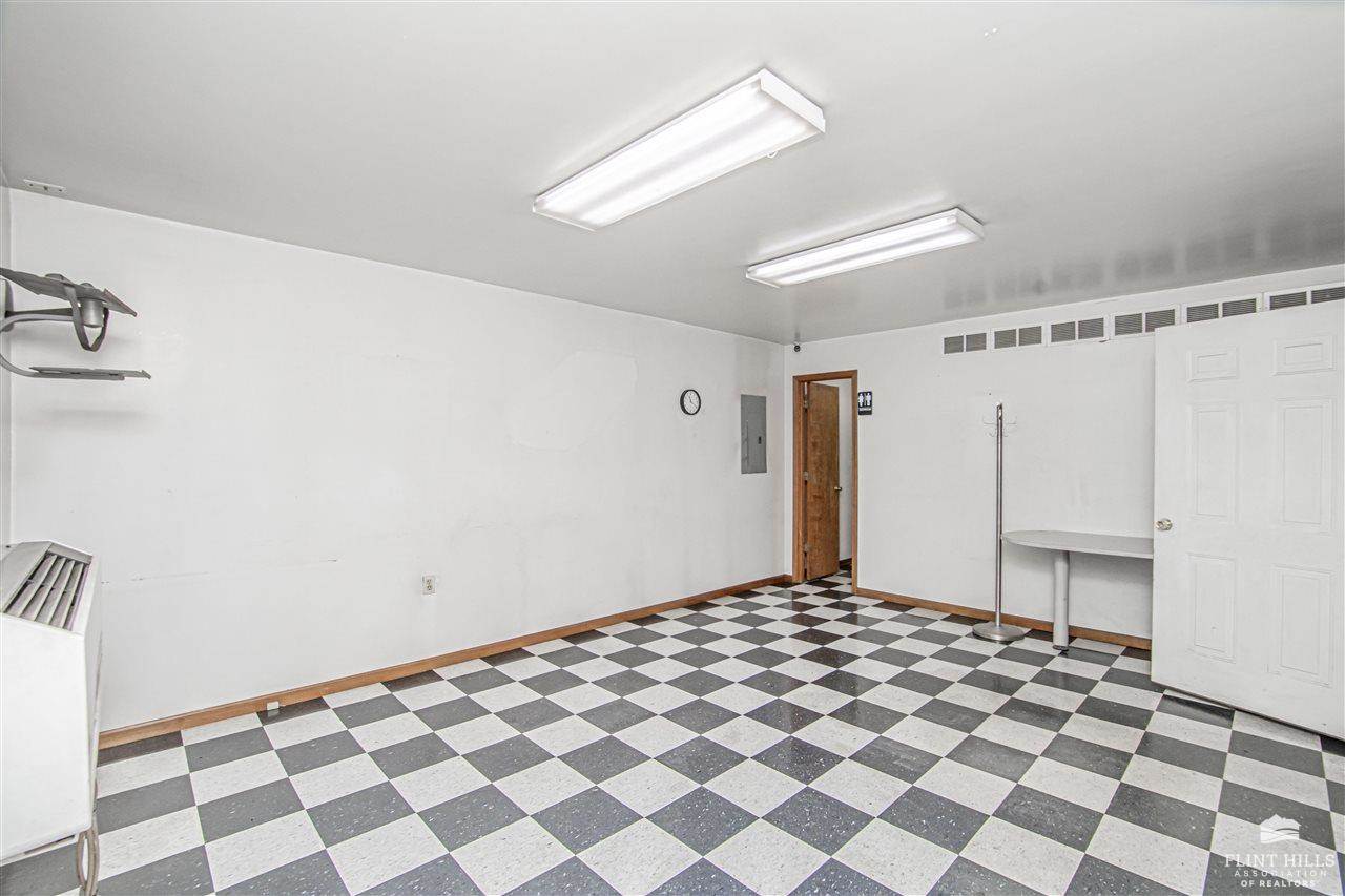 309 East 11th Street, Junction City, KS 66441