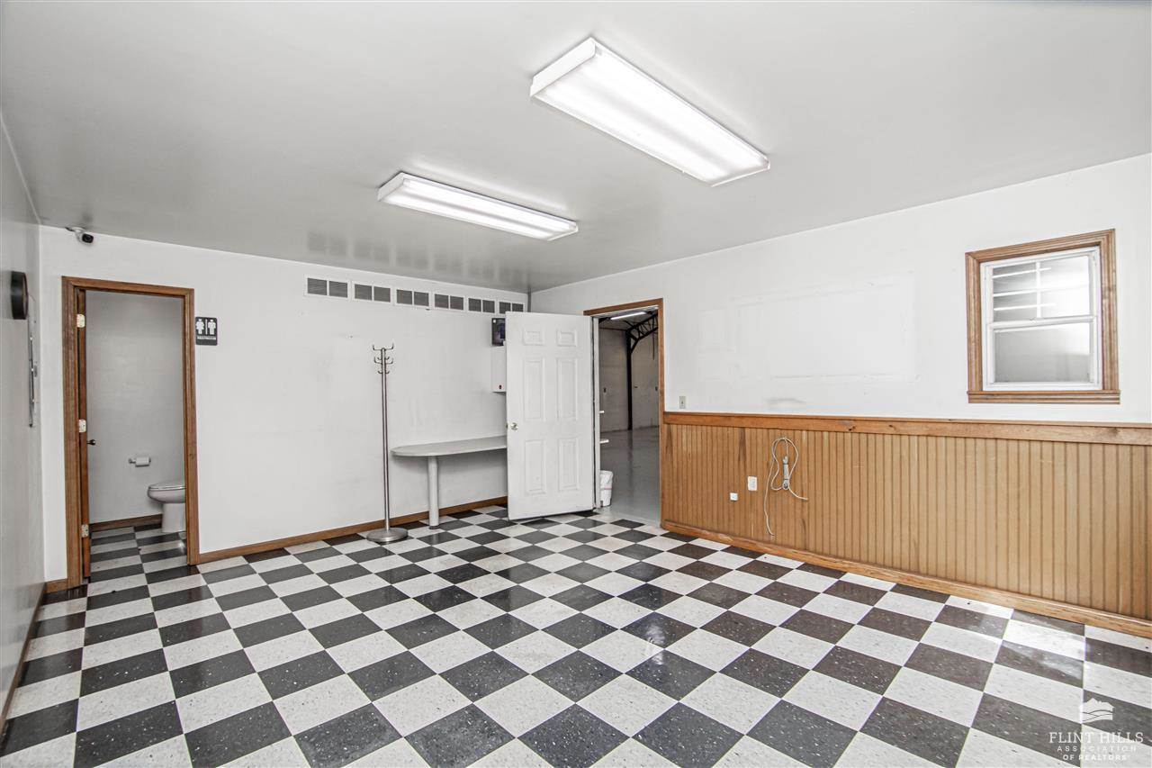 309 East 11th Street, Junction City, KS 66441