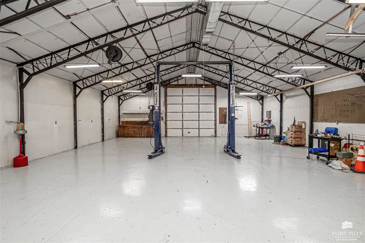 309 East 11th Street, Junction City, KS 66441