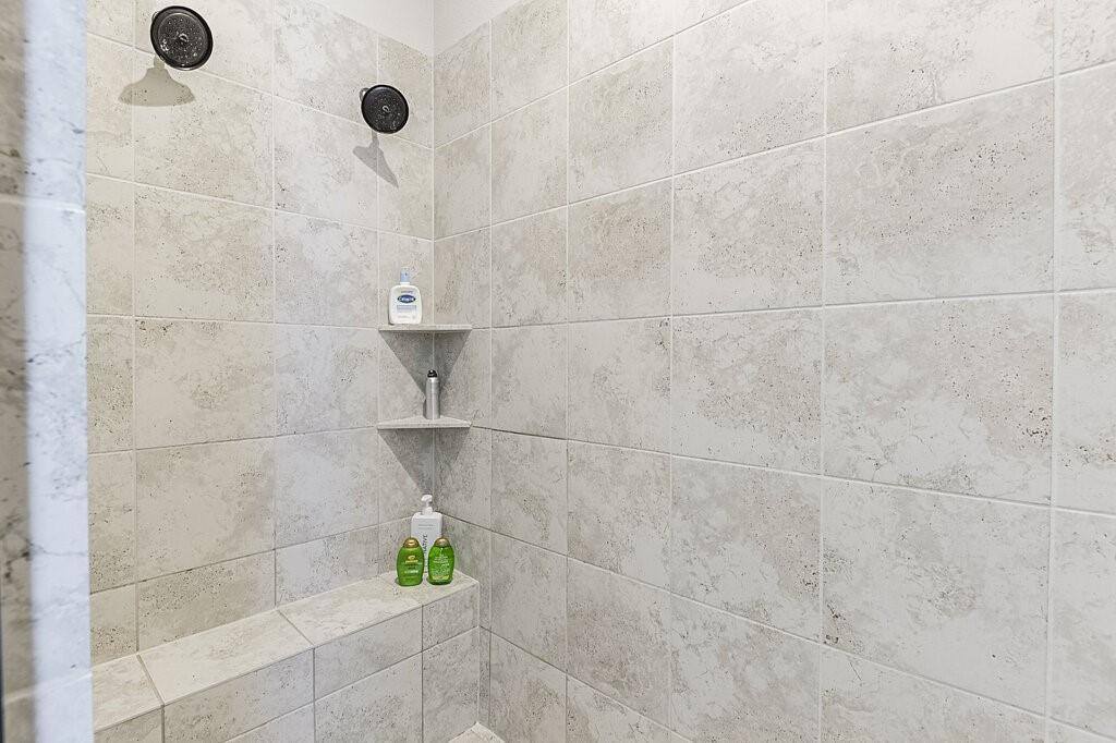 2720 Creek Crossing Lane, Midlothian, TX 76065