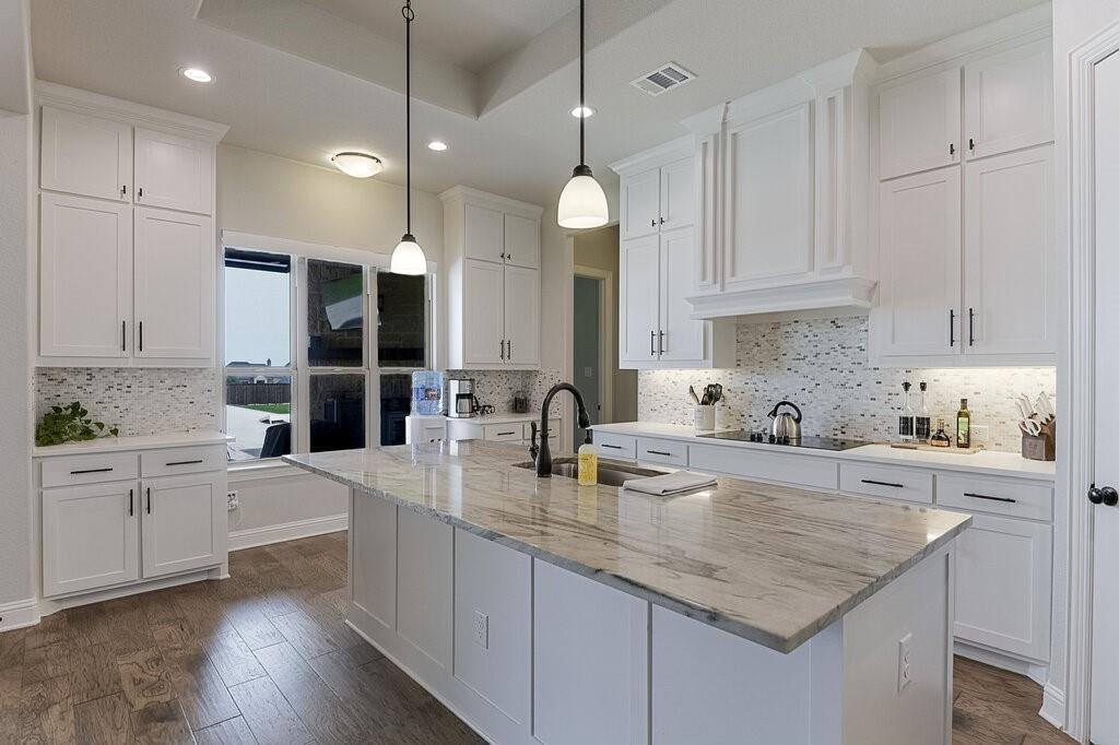 2720 Creek Crossing Lane, Midlothian, TX 76065