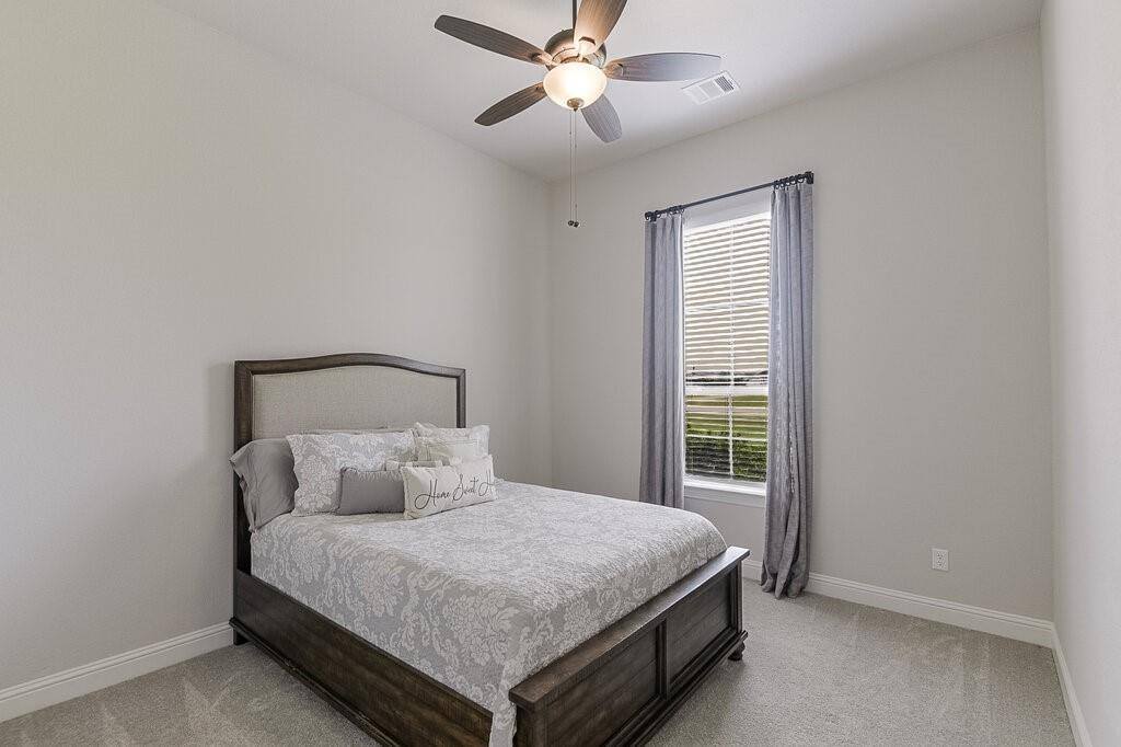 2720 Creek Crossing Lane, Midlothian, TX 76065