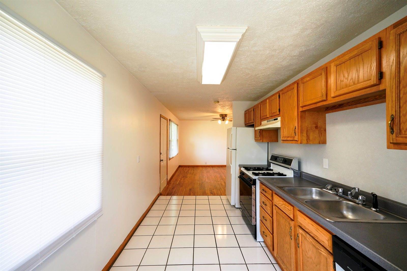 3722 4TH Avenue, Council Bluffs, IA 51501