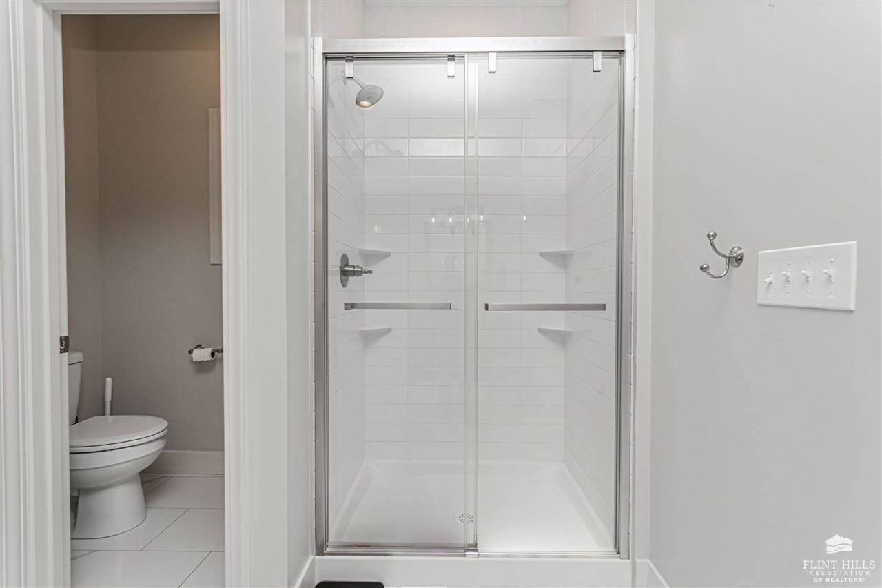 508 Ledgestone Ridge Court, Manhattan, KS 66503