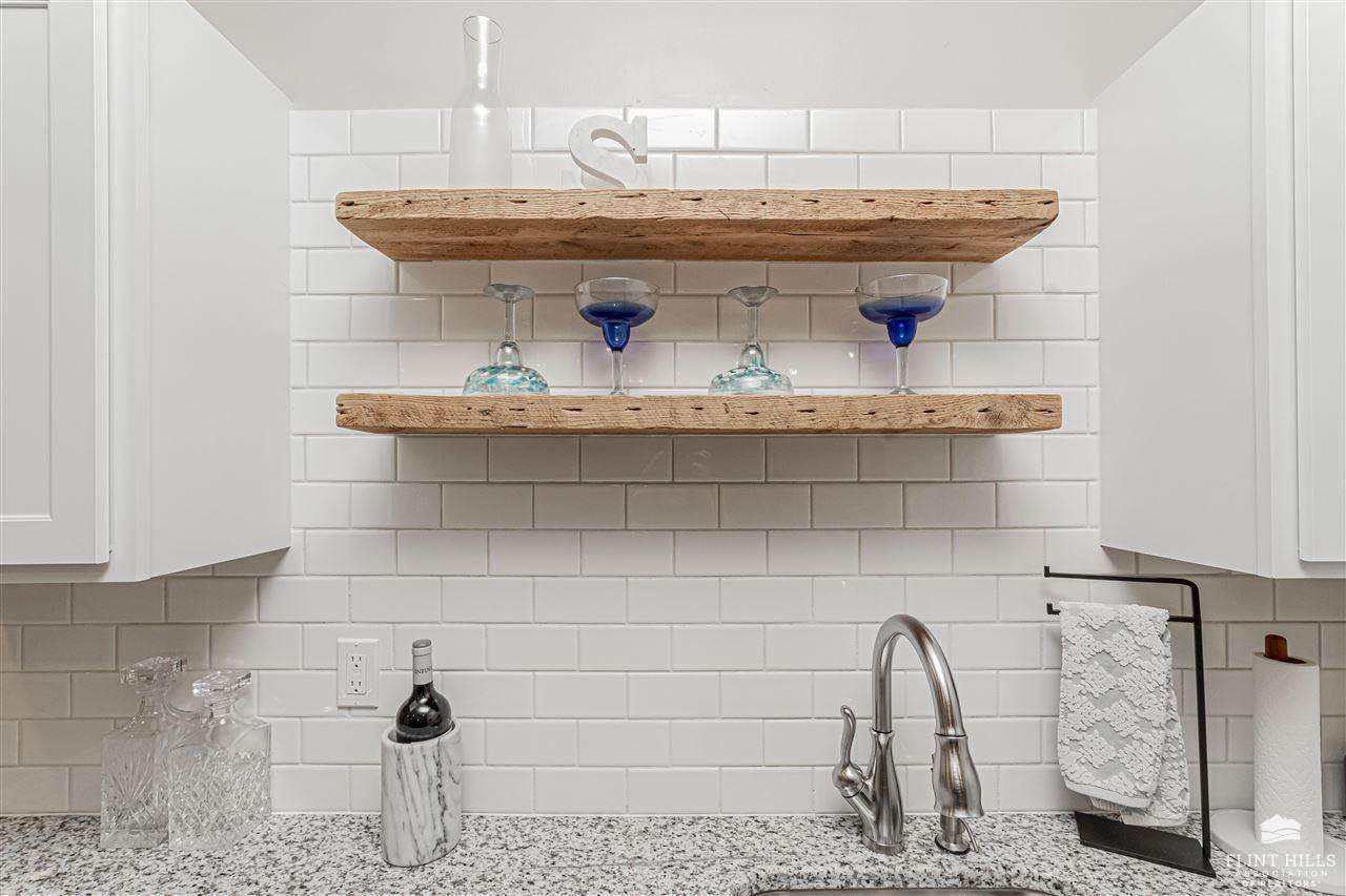 508 Ledgestone Ridge Court, Manhattan, KS 66503