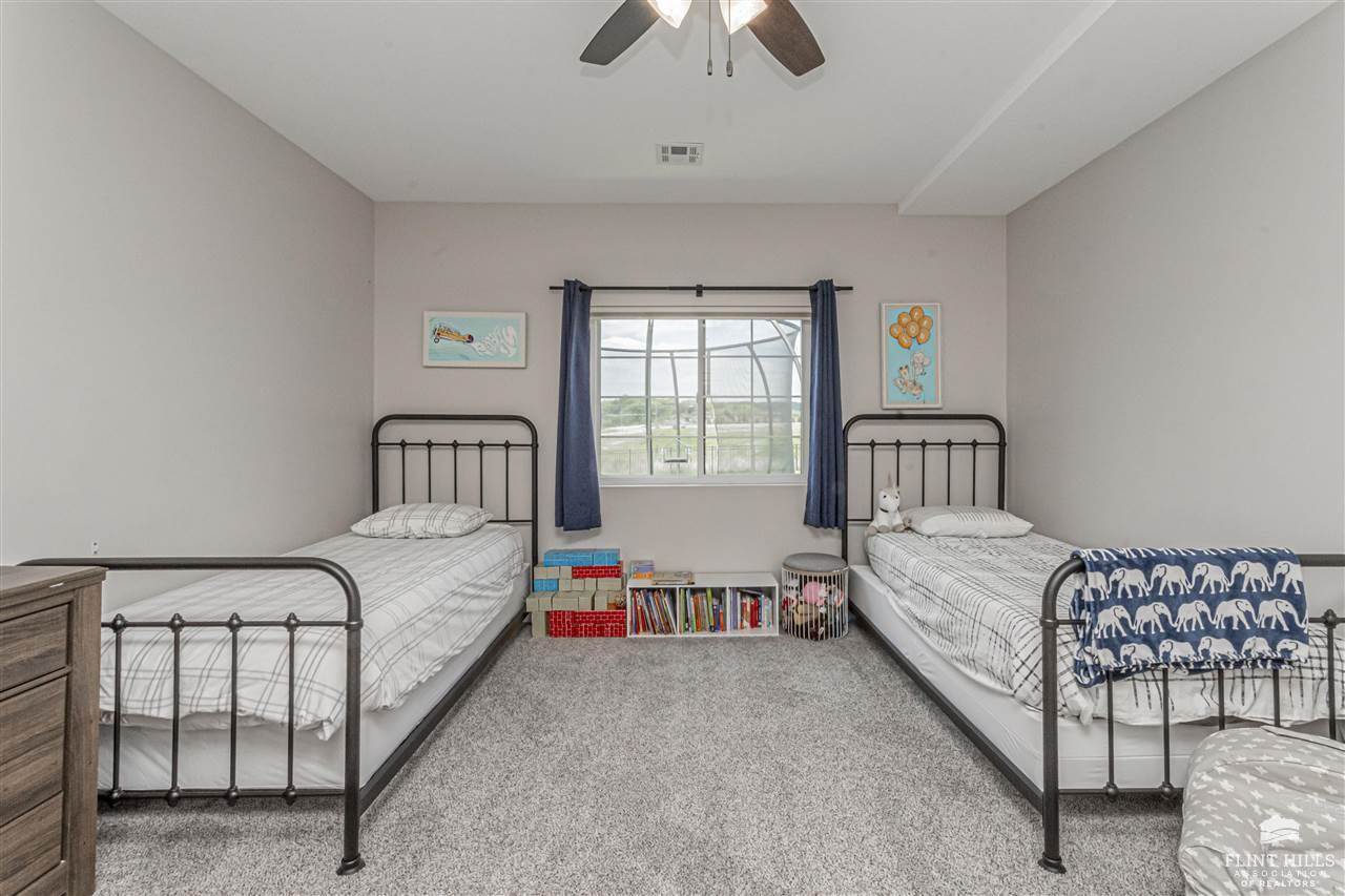 508 Ledgestone Ridge Court, Manhattan, KS 66503