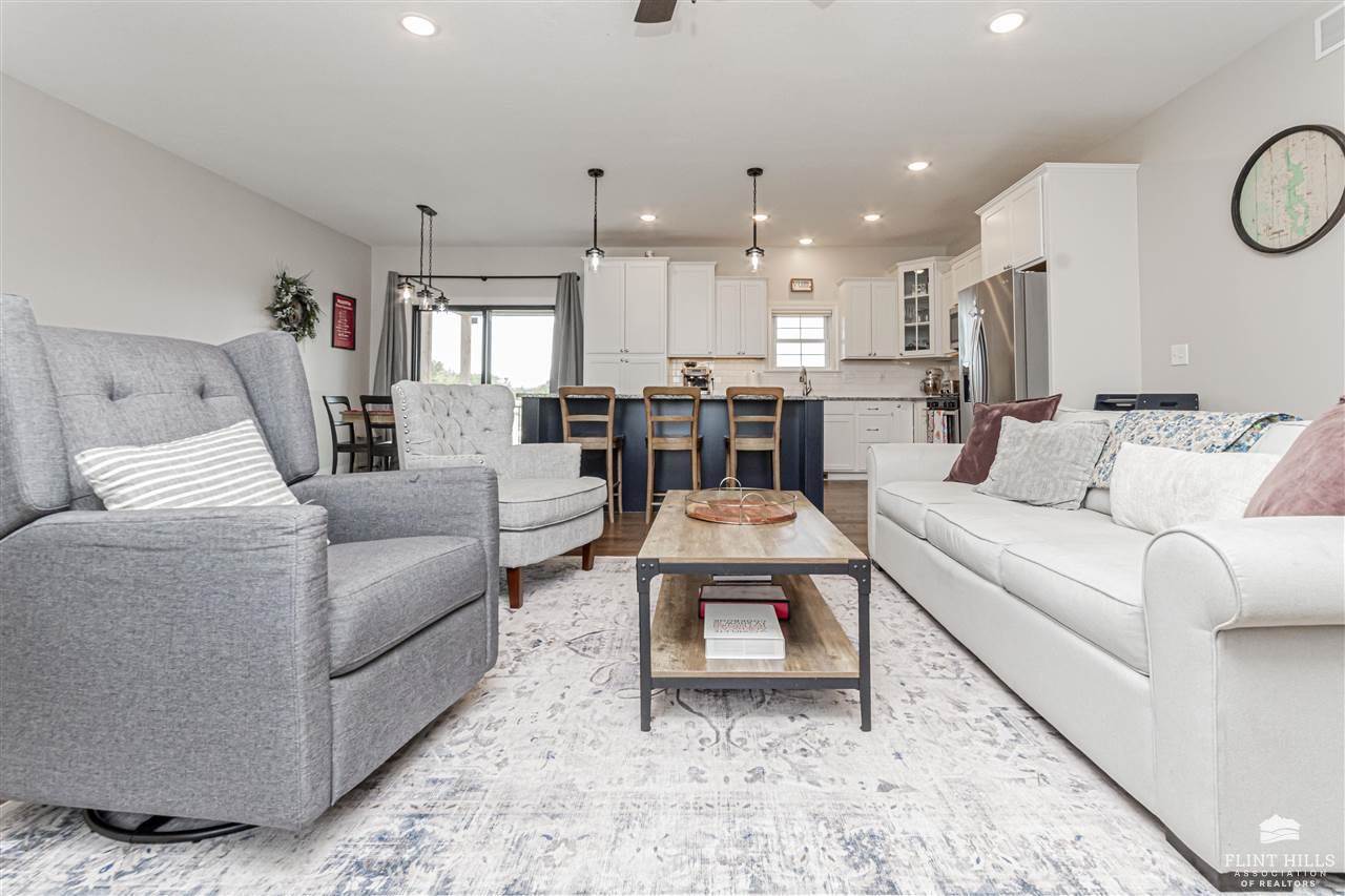 508 Ledgestone Ridge Court, Manhattan, KS 66503