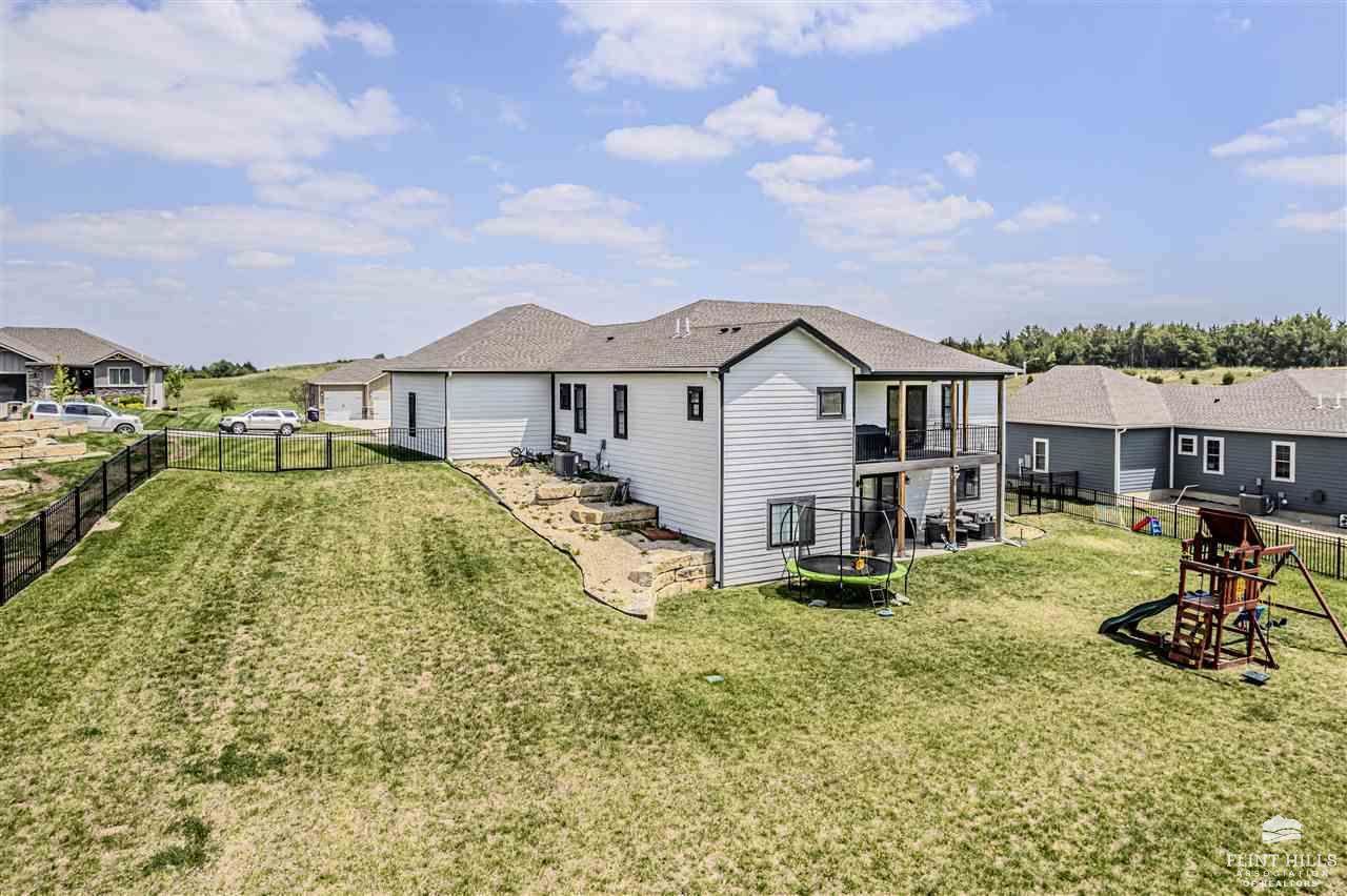 508 Ledgestone Ridge Court, Manhattan, KS 66503