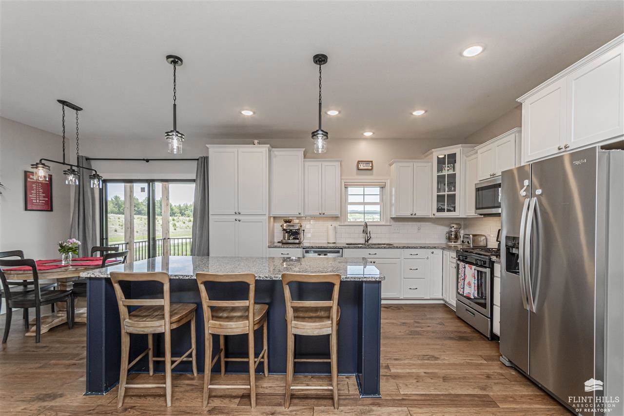 508 Ledgestone Ridge Court, Manhattan, KS 66503