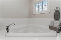 508 Ledgestone Ridge Court, Manhattan, KS 66503