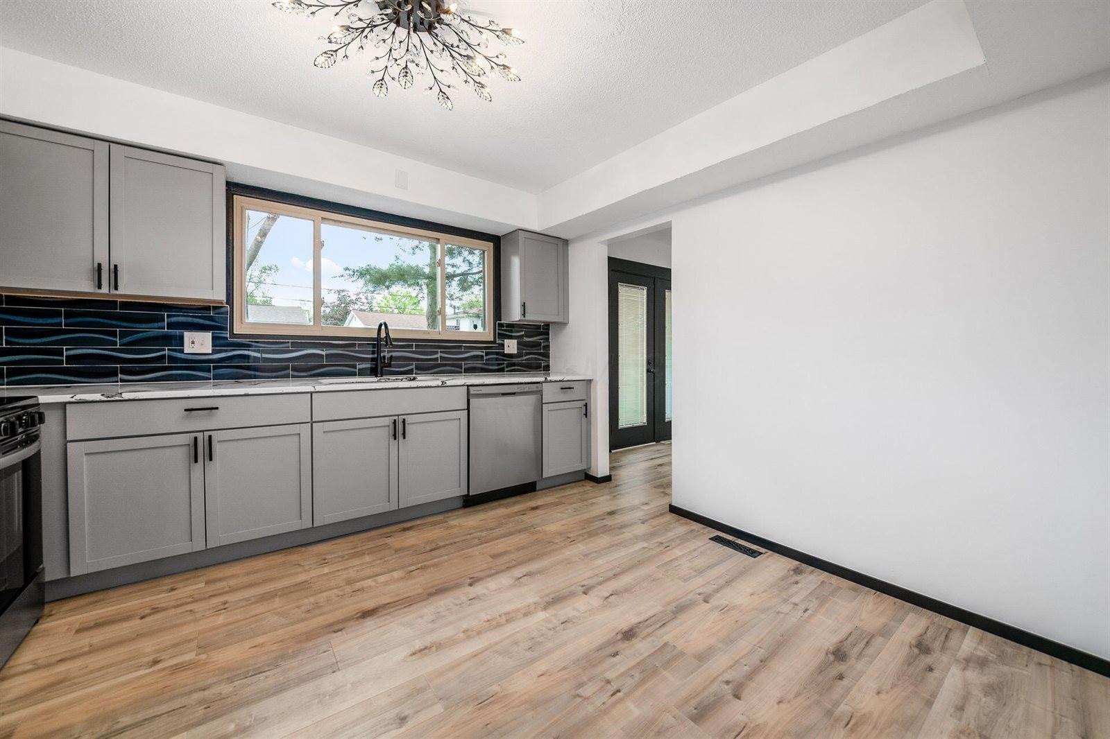 2033 Brittany Road, Columbus, OH 43229