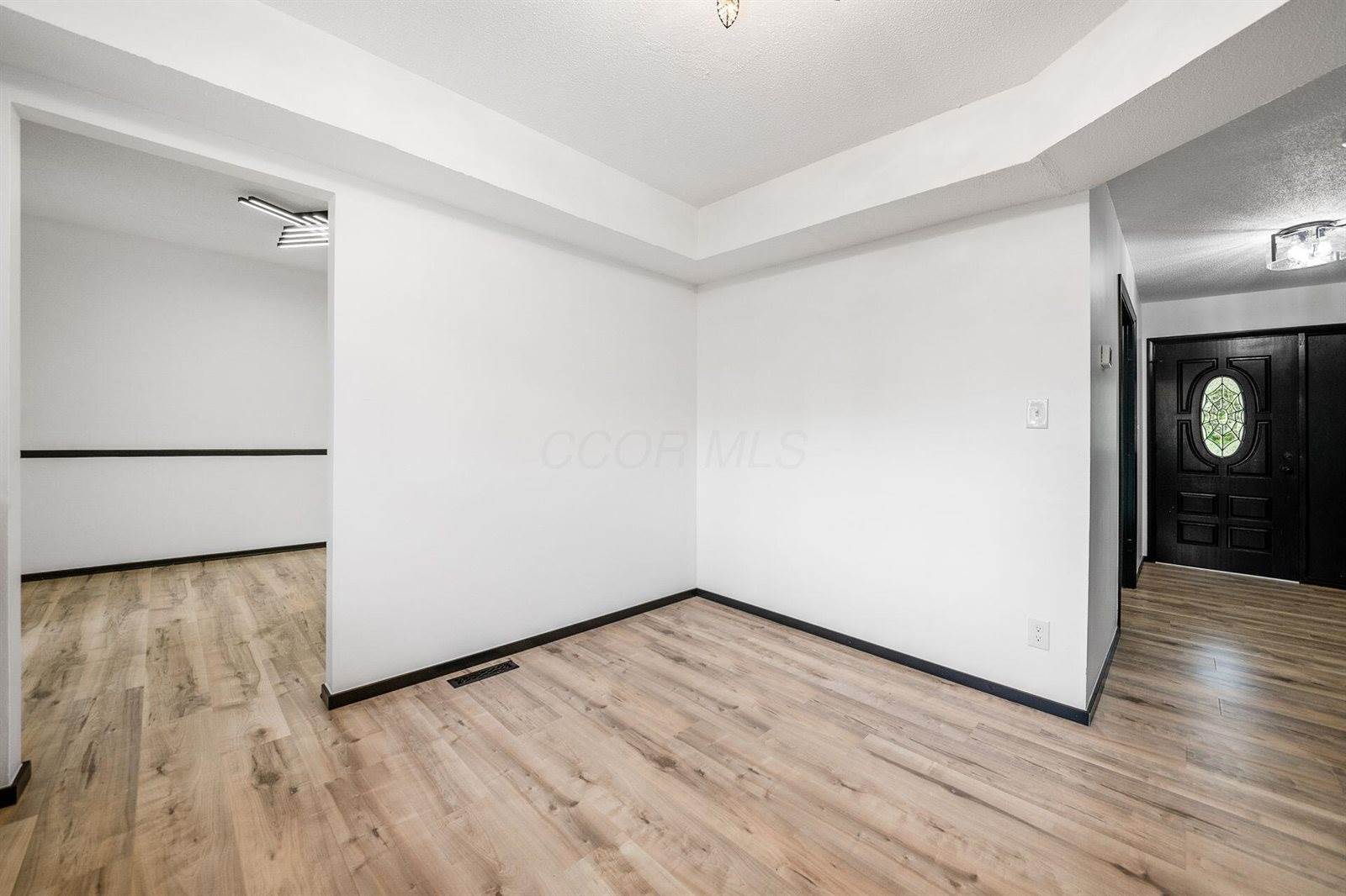 2033 Brittany Road, Columbus, OH 43229