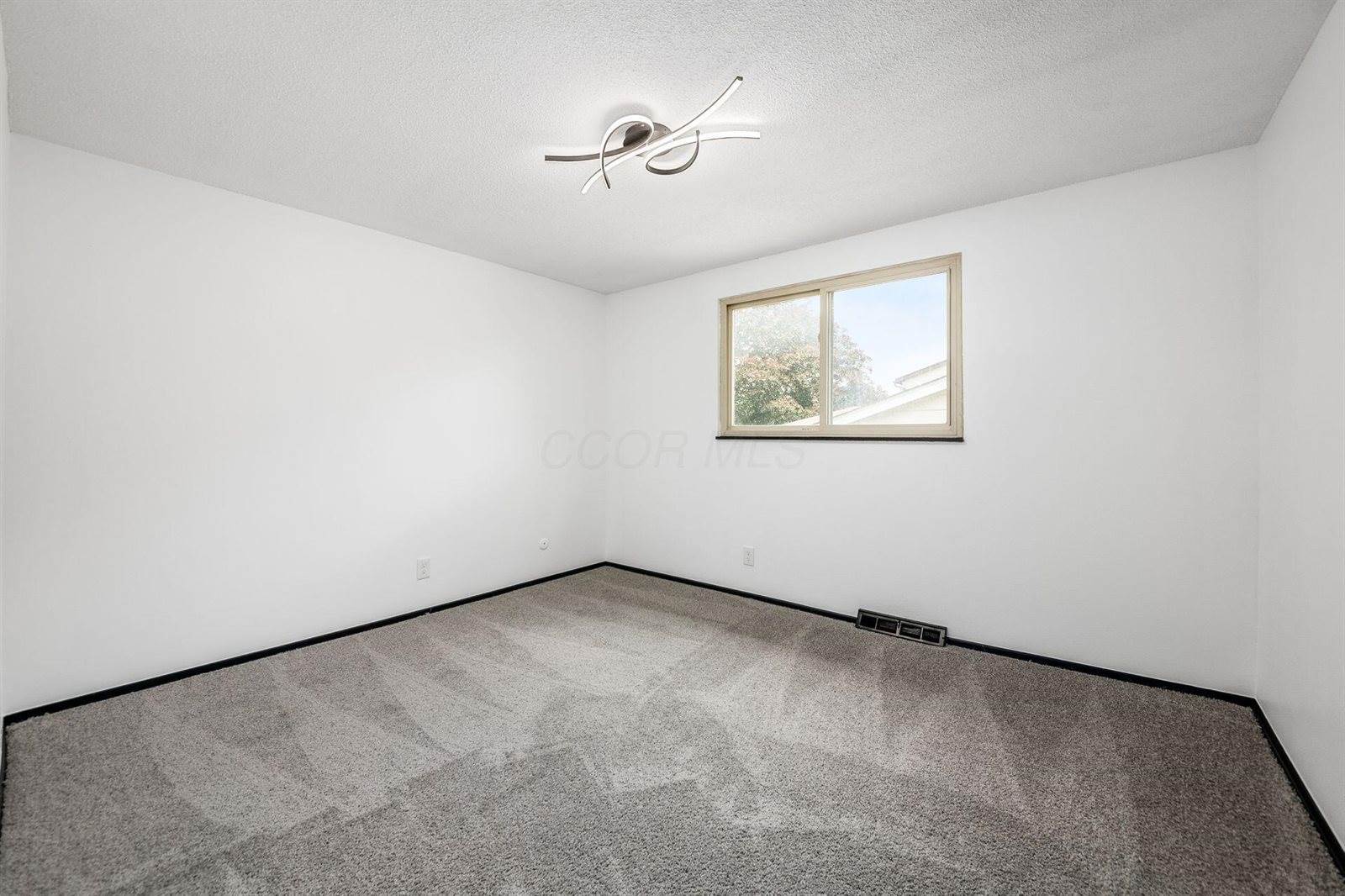 2033 Brittany Road, Columbus, OH 43229