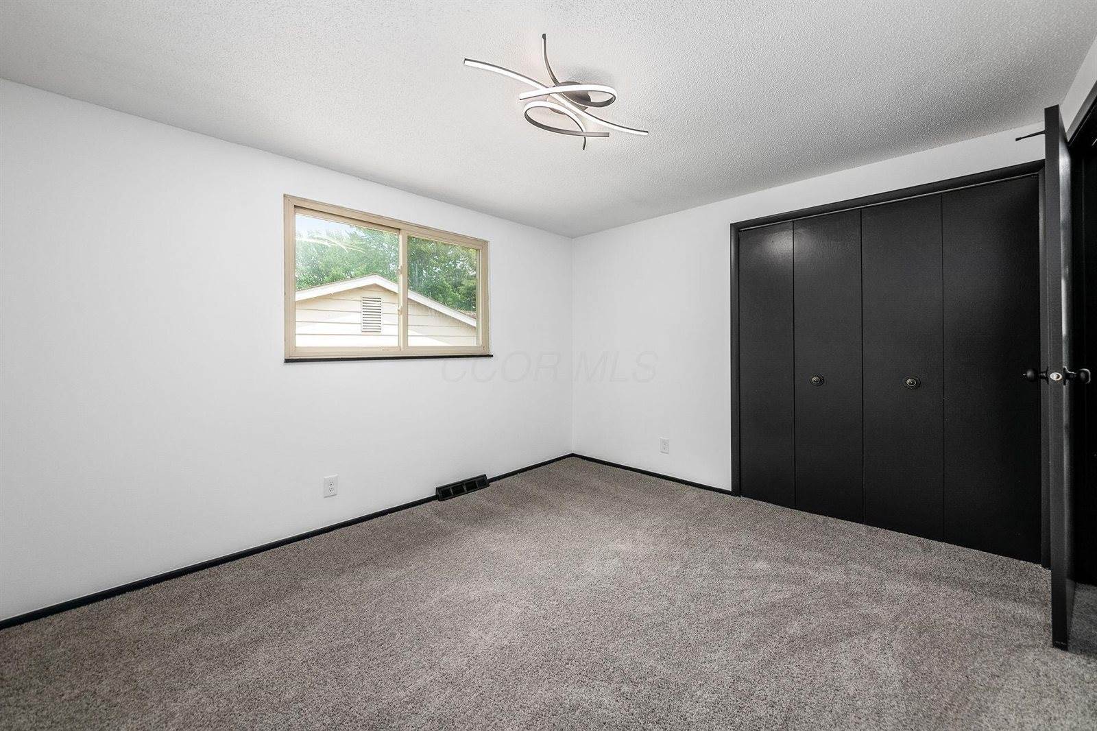 2033 Brittany Road, Columbus, OH 43229