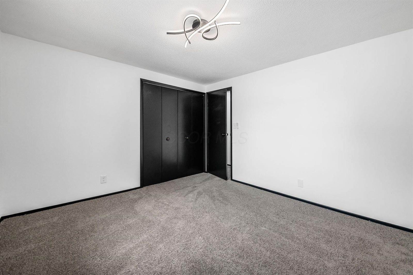 2033 Brittany Road, Columbus, OH 43229