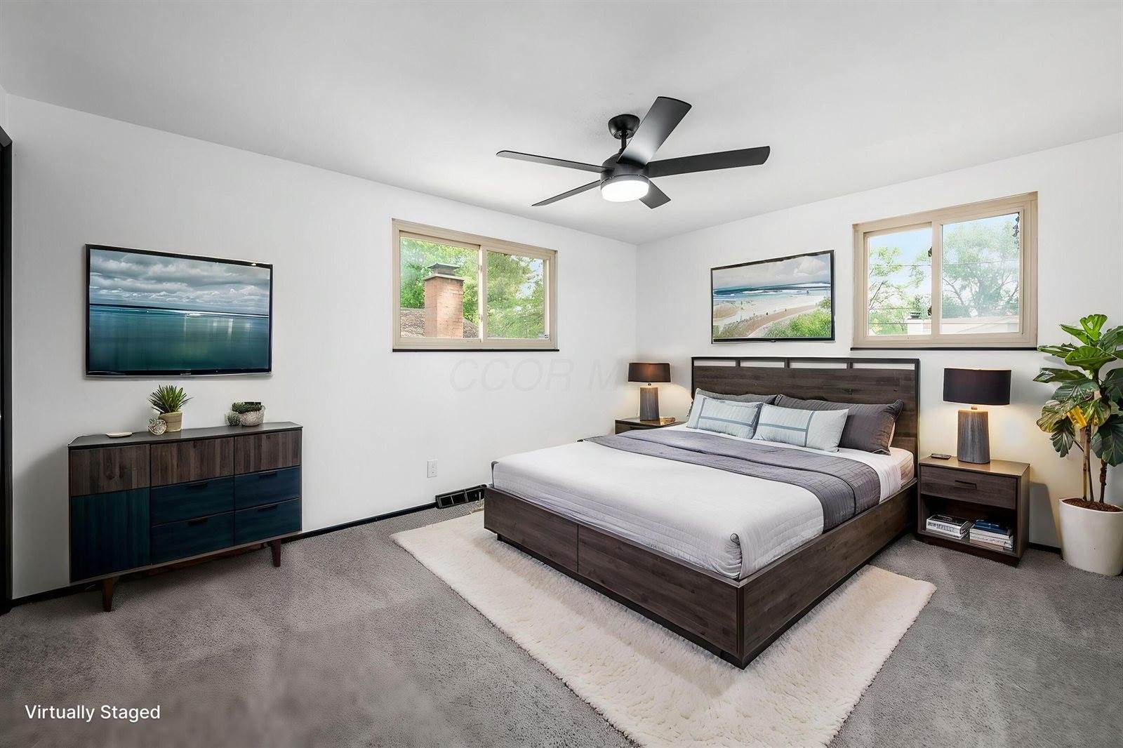 2033 Brittany Road, Columbus, OH 43229