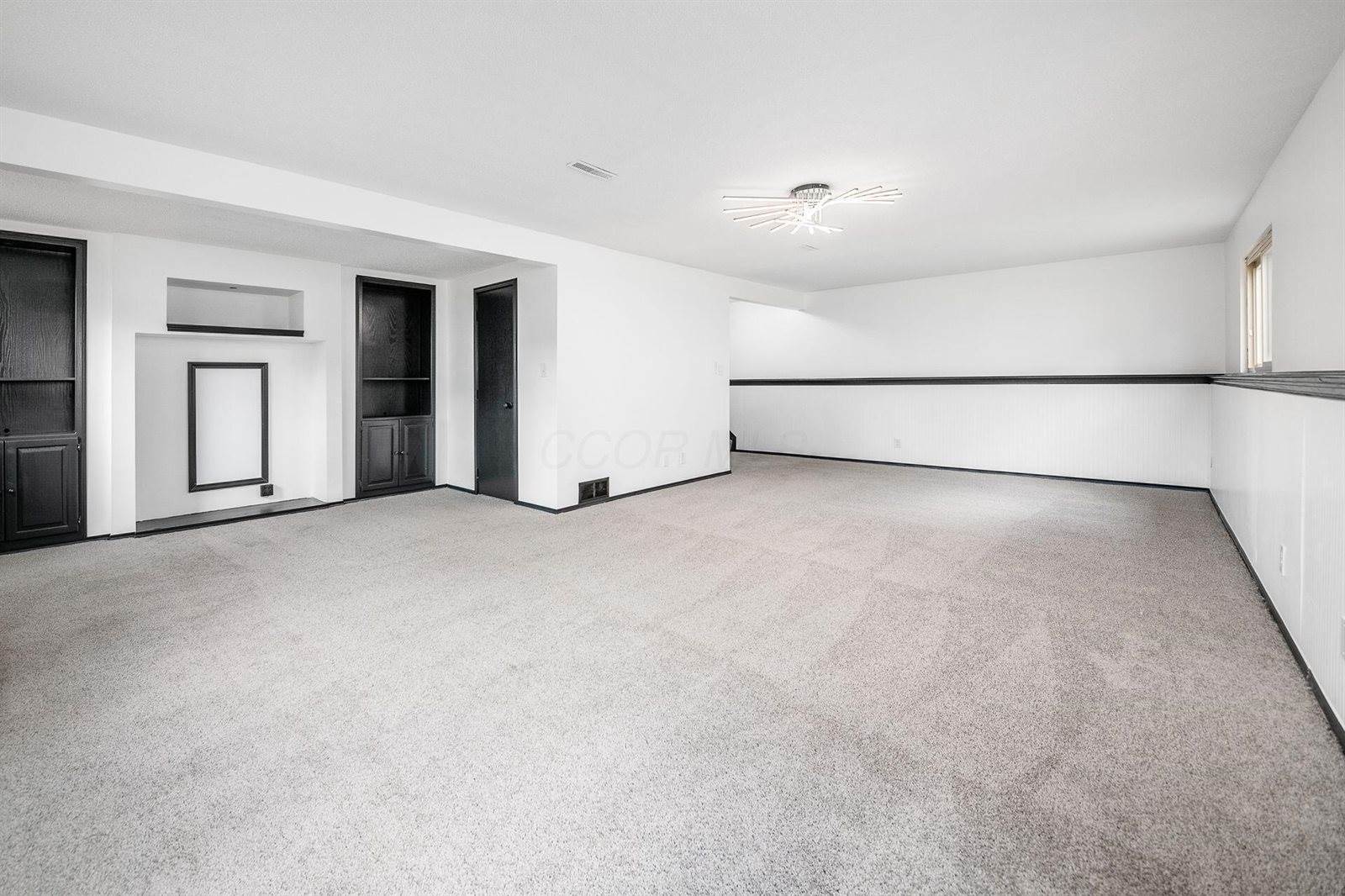 2033 Brittany Road, Columbus, OH 43229