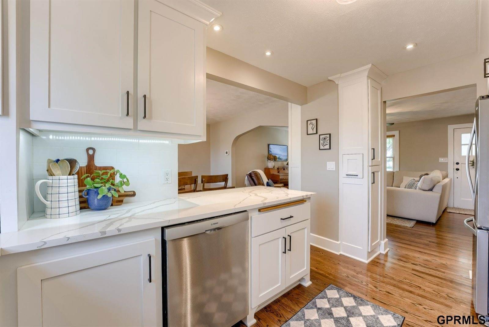 3949 Gordon Street, Omaha, NE 68105